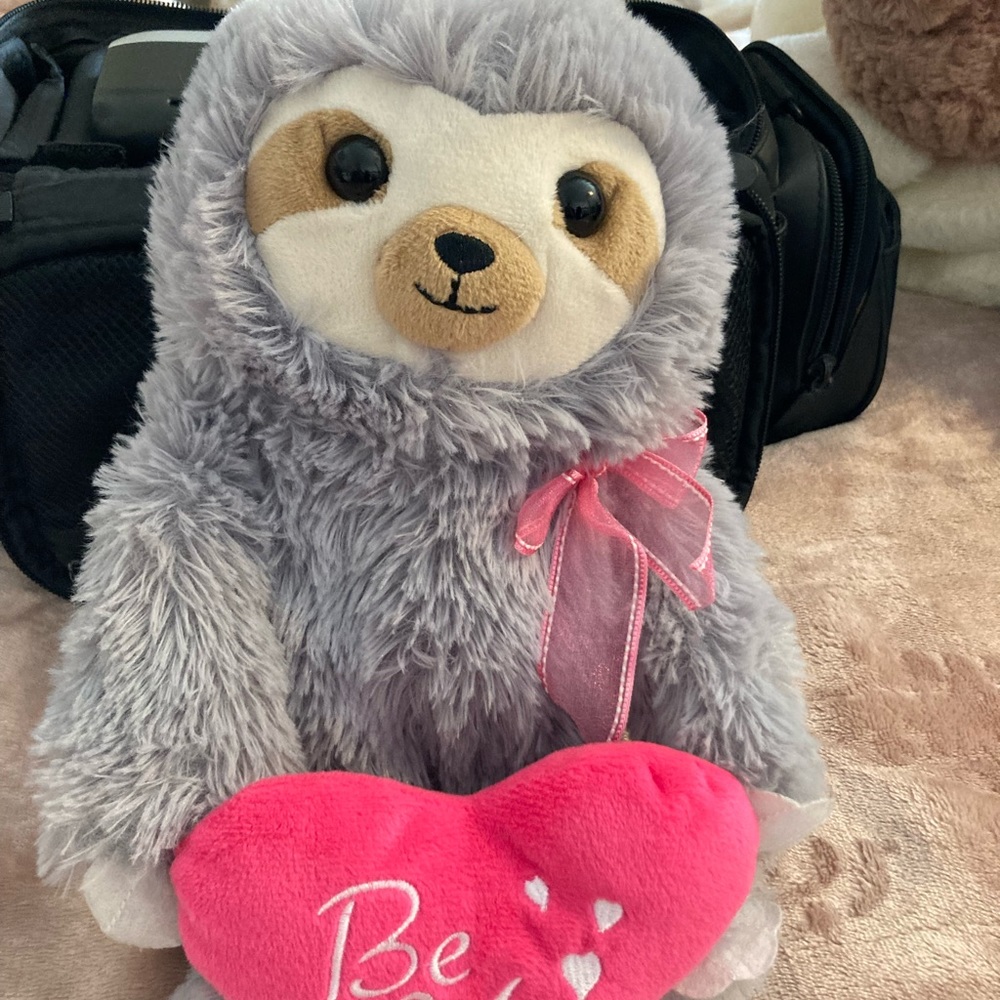 Sloth - Picture 2 of 7